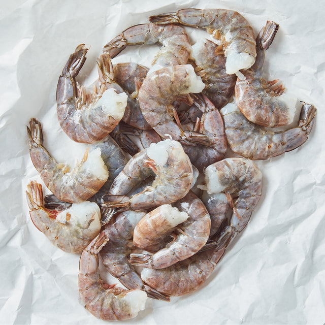 https://www.alaskankingcrab.com/cdn/shop/files/alaskan-king-crab-oishii-white-shrimp-1_640x640_crop_center.jpg?v=1698869551